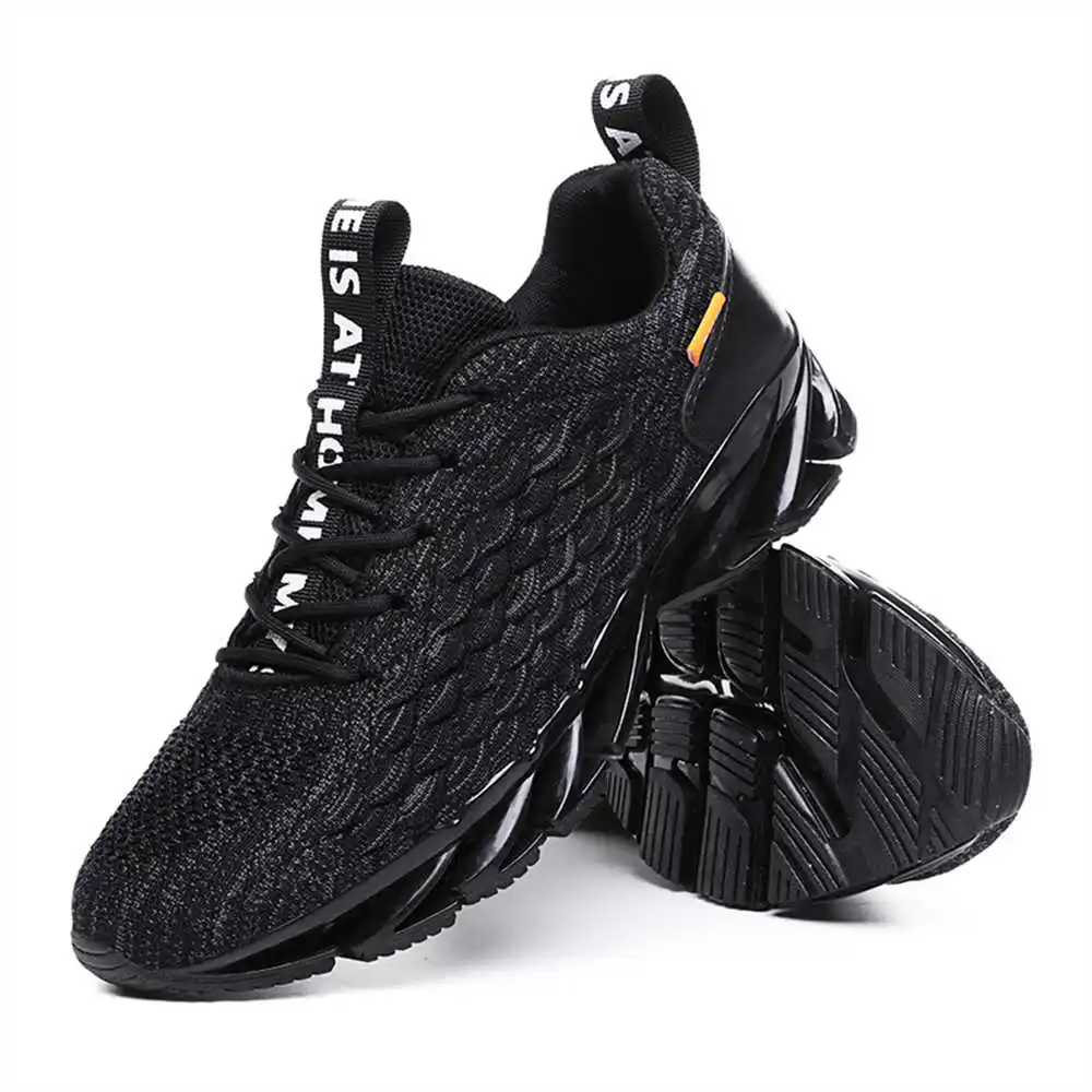 Outdoor Sports Store - size 44 size 39 walking shoes